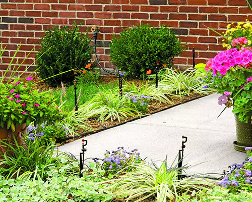 Un lit de jardin en plastique est un type de lit surélevé fabriqué à partir de matière plastique